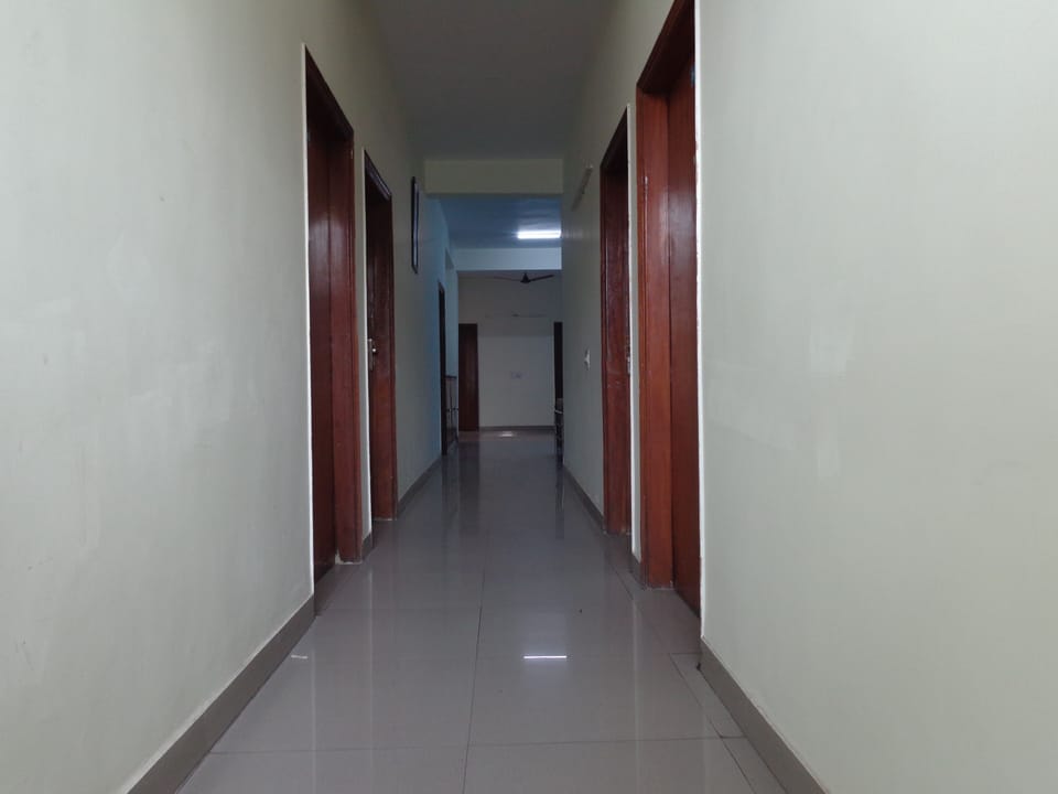 Hotel Akash Palace Hotel in Noida
