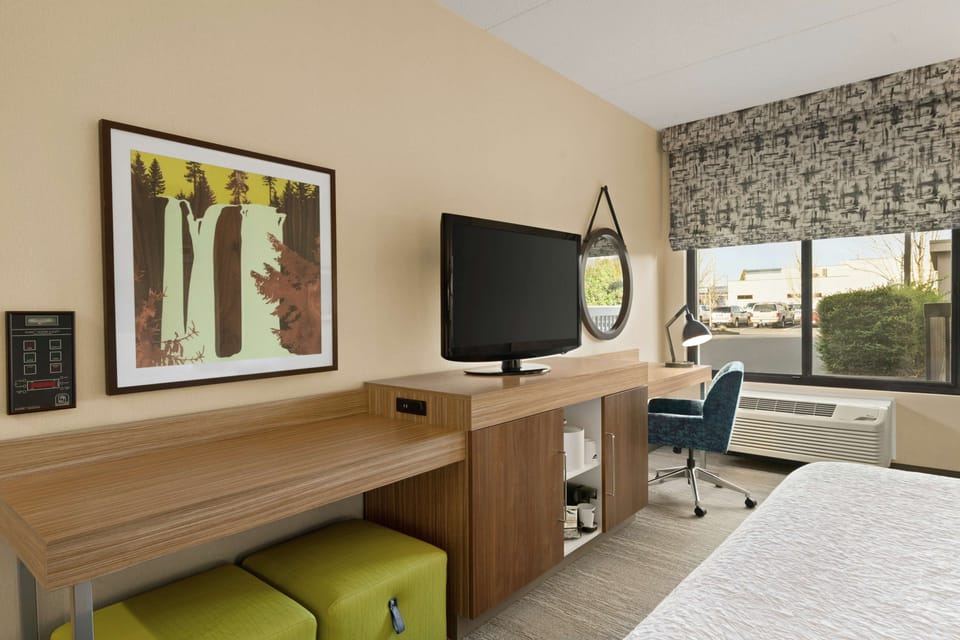 Desk, iron/ironing board, free cribs/infant beds, free WiFi