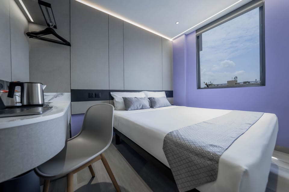 Superior Room, 1 Queen Bed | Blackout drapes, WiFi (free), bed sheets