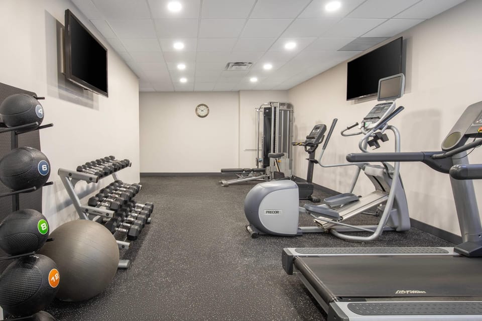 Quality Inn & Suites Winnipeg – Pembina Highway Hotel in Winnipeg