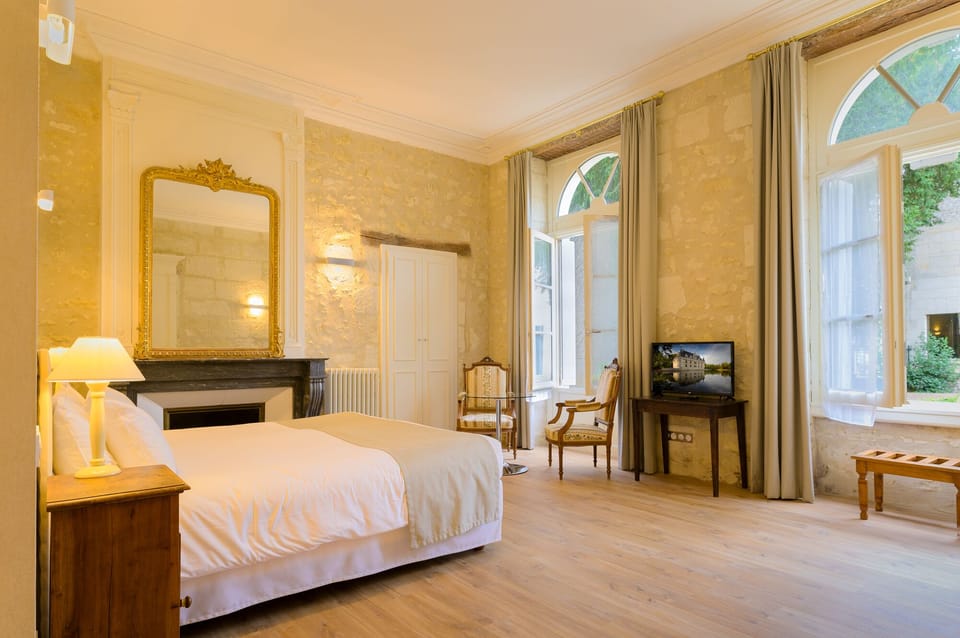 Premium Double Room | In-room safe, desk, free WiFi, bed sheets