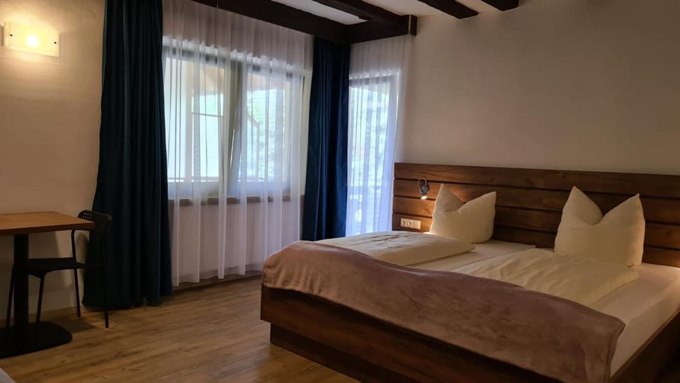 In-room safe, desk, free cribs/infant beds, free WiFi