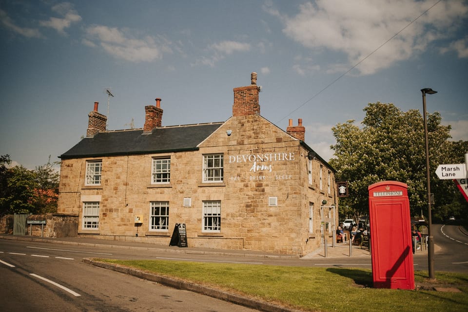 Devonshire Arms Hotel in North East Derbyshire District