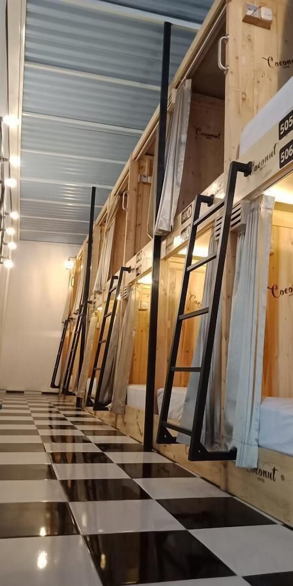 Capsule Room - Mixed Dorm | Blackout drapes, soundproofing, free WiFi, bed sheets