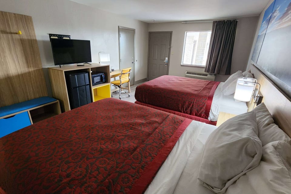 Pillowtop beds, in-room safe, desk, iron/ironing board