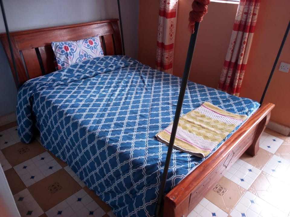 Standard Single Room | Bed sheets