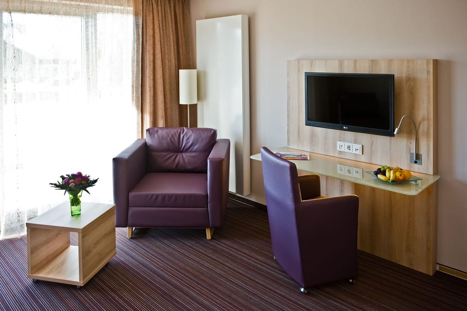 Superior Double Room, Terrace | Select Comfort beds, in-room safe, laptop workspace, soundproofing