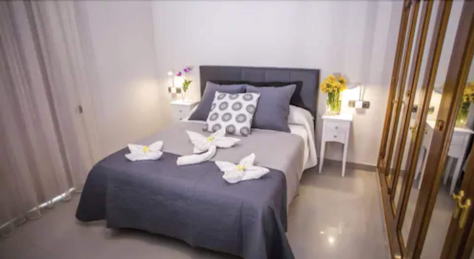 In-room safe, free cribs/infant beds, rollaway beds, free WiFi