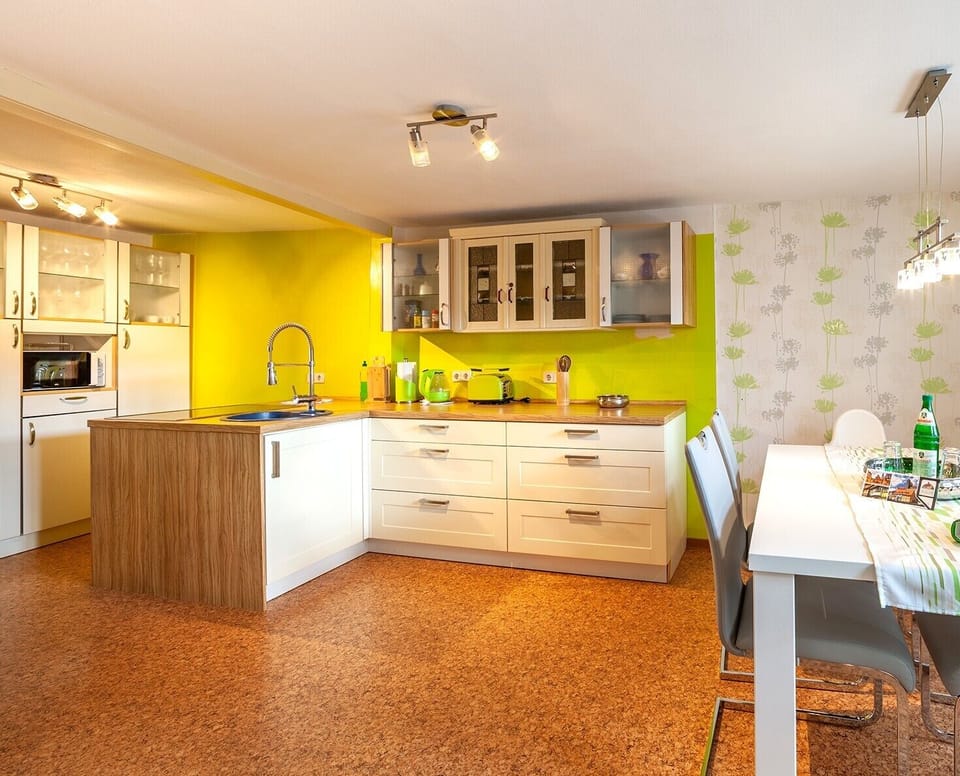 Apartment, 1 Bedroom, Terrace | Private kitchen | Full-size fridge, microwave, oven, stovetop