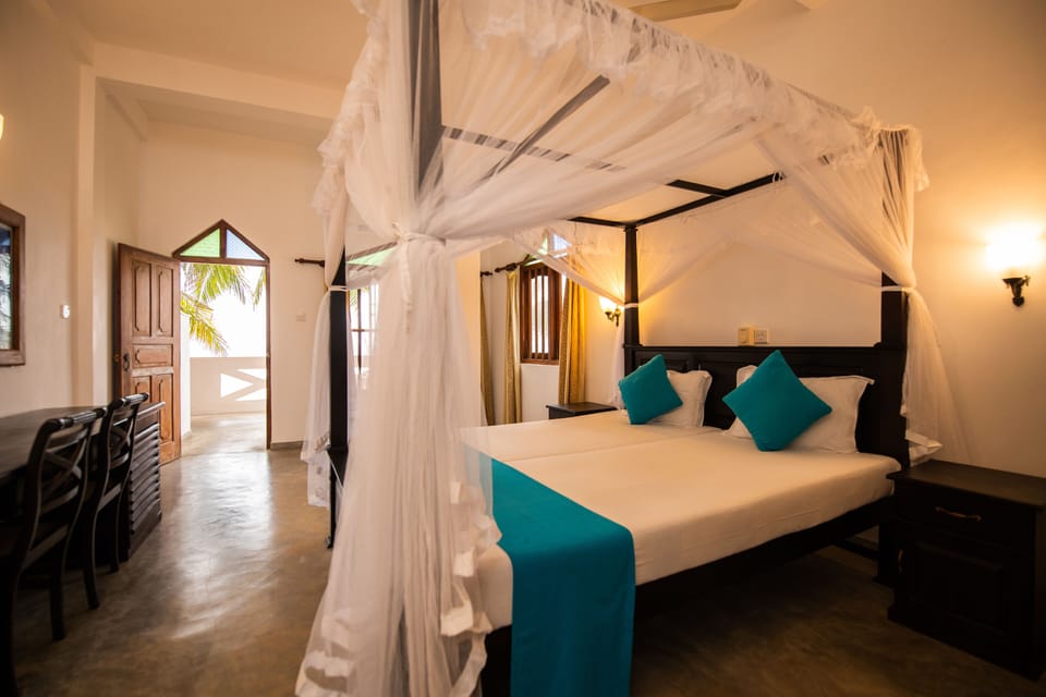 Superior Double Room | Bed sheets