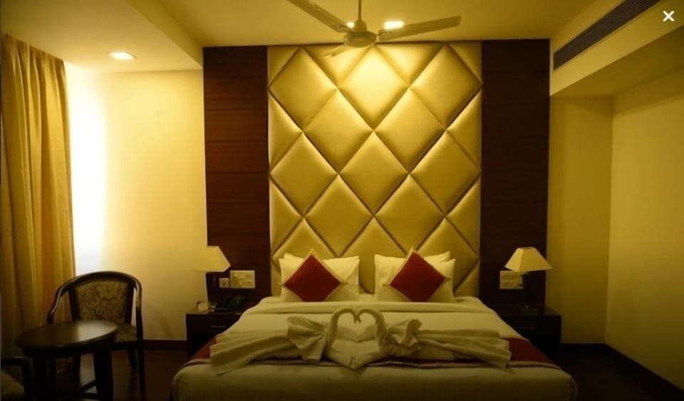Deluxe Double Room | Free WiFi