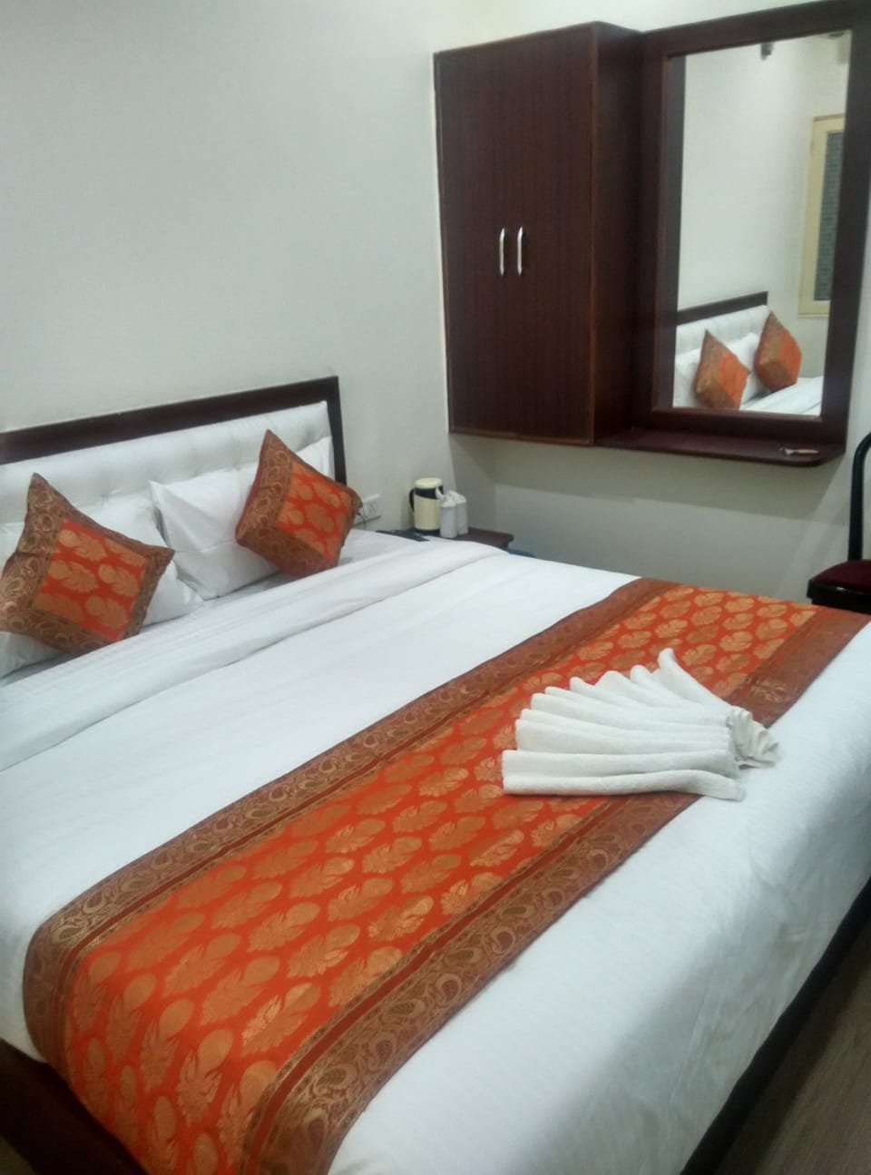 Standard Double Room | Desk, WiFi (free)