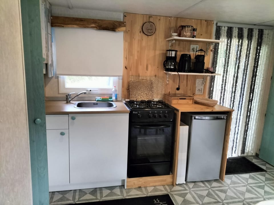 Panoramic Cabin | Private kitchen