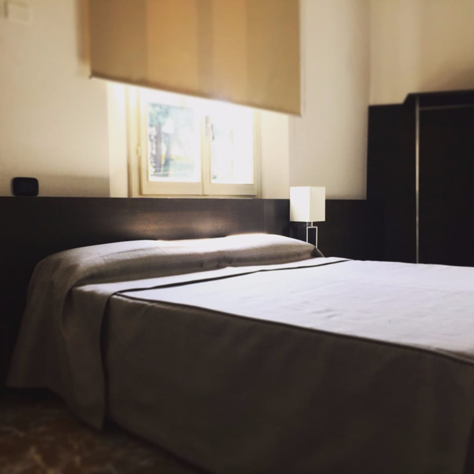 Standard Double Room, 1 Double Bed | Minibar, in-room safe, blackout drapes, free WiFi