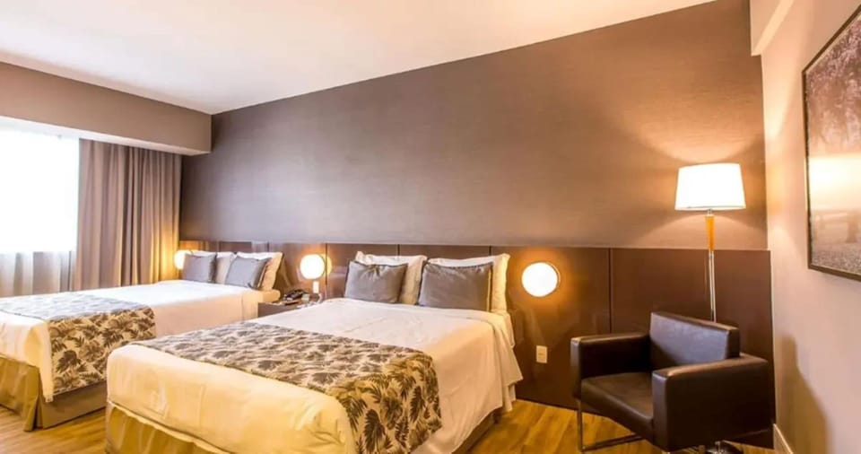 Minibar, in-room safe, cribs (free), WiFi (free)