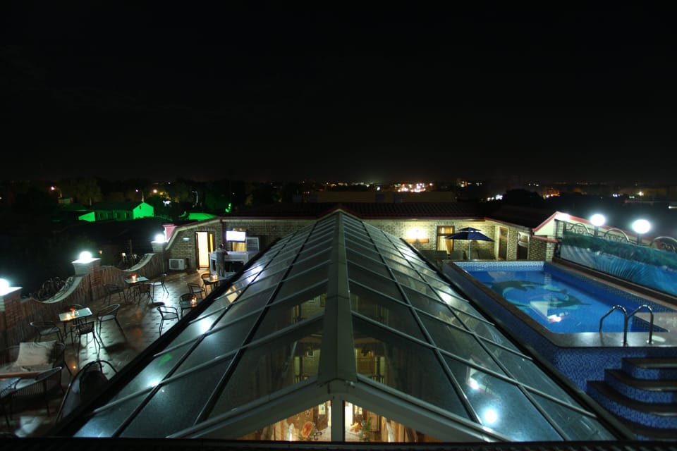 Rooftop pool