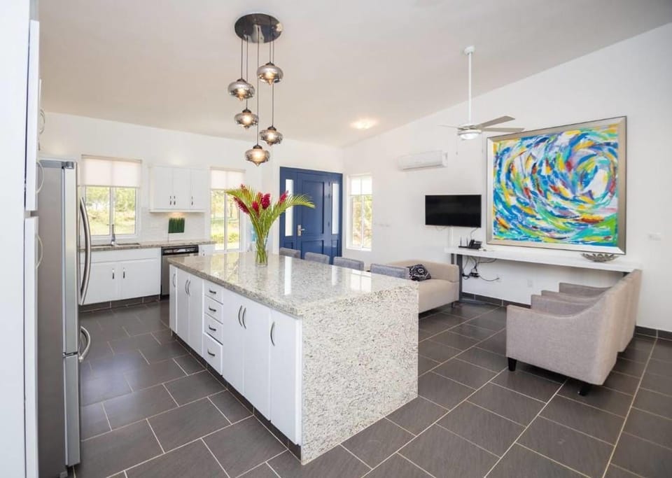 House (3 Bedrooms) | Private kitchen | Fridge, oven, stovetop, dishwasher