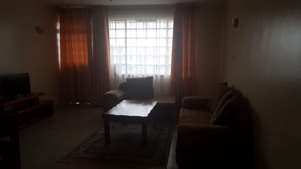 Apartment | Living area | Flat-screen TV