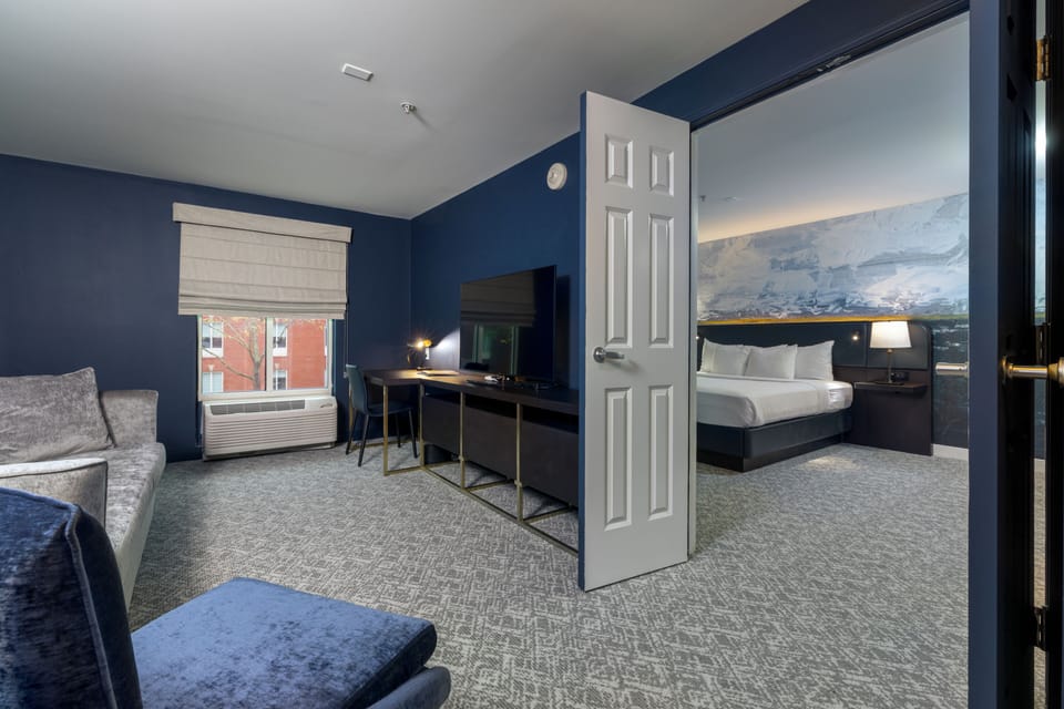 Premium bedding, pillowtop beds, in-room safe, individually decorated
