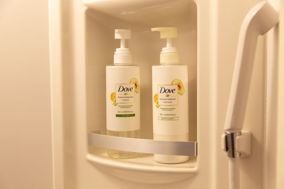 Apartment (10) | Bathroom | Shower, hair dryer, slippers, bidet