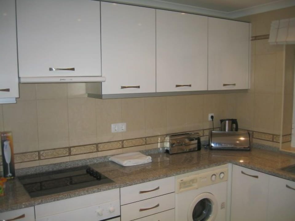 Standard Apartment, 2 Bedrooms | Private kitchen | Fridge, microwave, stovetop, dishwasher