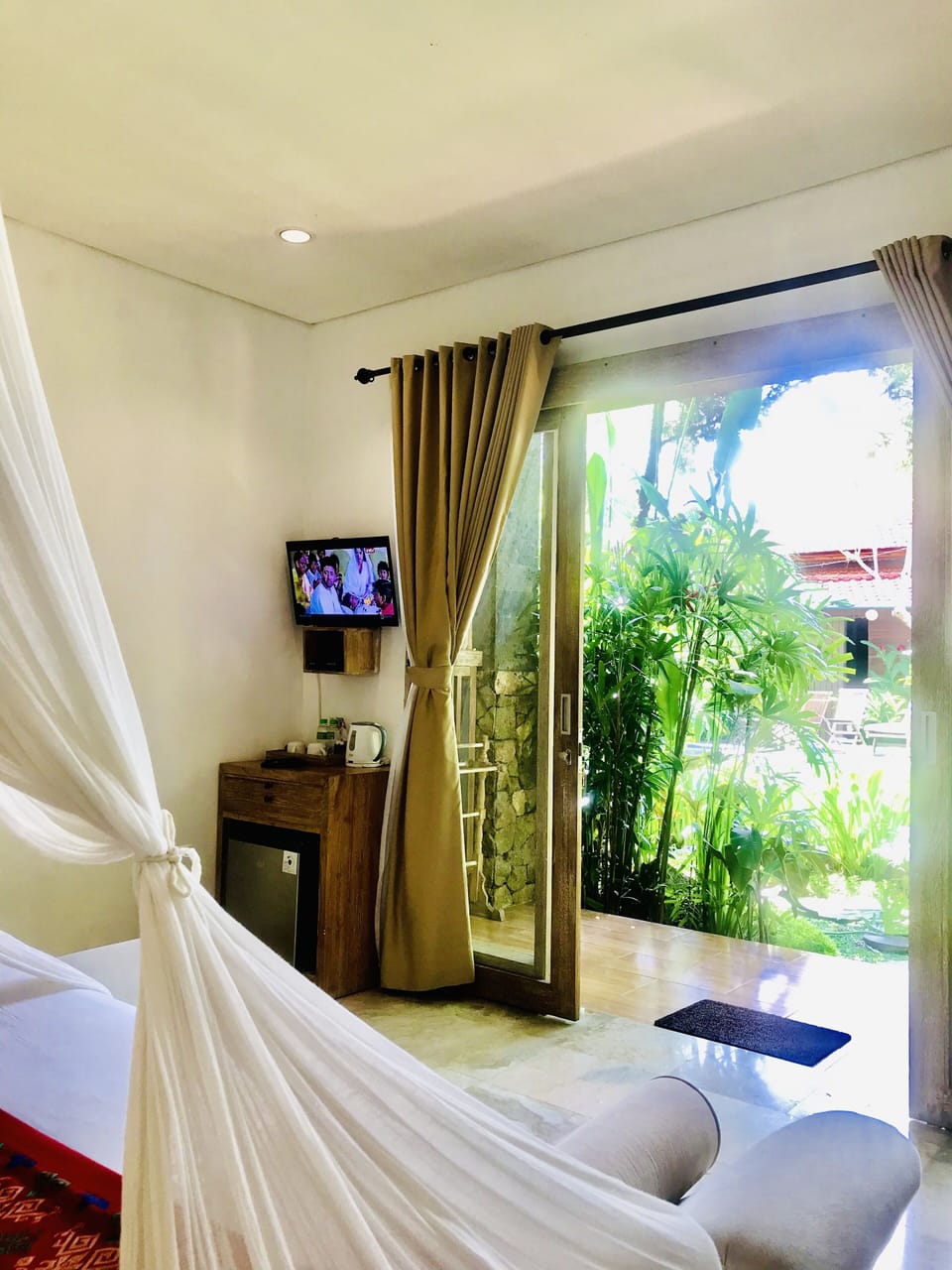 Double or Twin Room Garden View | In-room safe, individually decorated, iron/ironing board, free WiFi