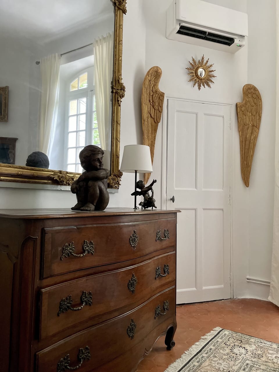 Suite (Espagnole) | Premium bedding, in-room safe, desk, WiFi (free)
