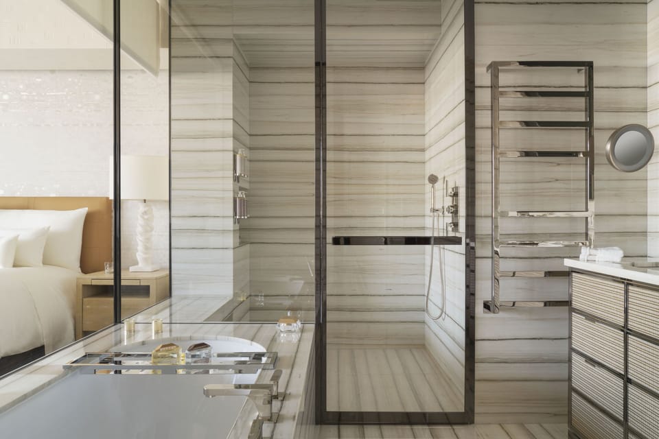 Deluxe Room, Balcony | Bathroom | Free toiletries, hair dryer, bathrobes, slippers