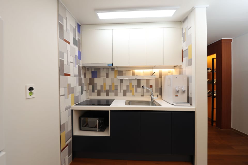 Private kitchenette