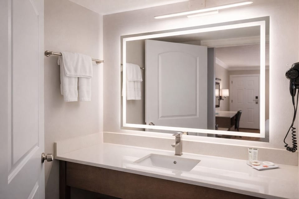 Shower, free toiletries, hair dryer, towels