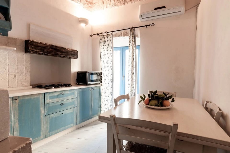 Apartment, 1 Bedroom, Non Smoking | Private kitchen | Fridge, oven, stovetop, espresso maker