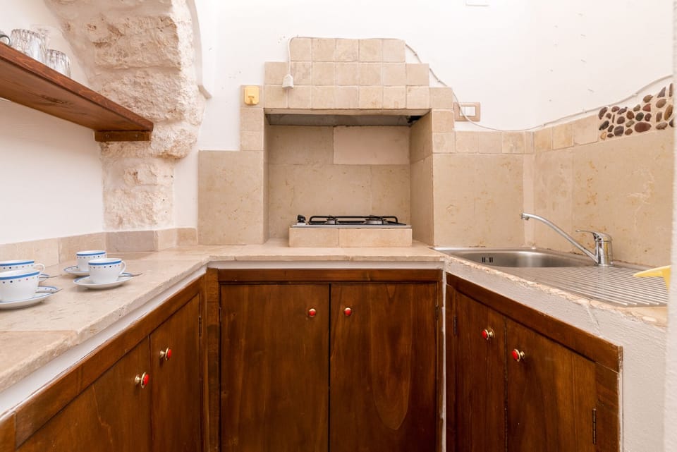 Apartment, 1 Bedroom, Non Smoking | Private kitchen | Fridge, oven, stovetop, espresso maker