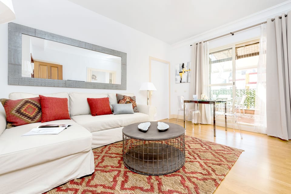 Genteel Home Vinuesa Terrace Apartment in Seville