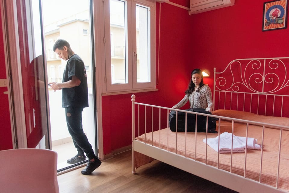Double Room, Ensuite | In-room safe, iron/ironing board, free WiFi, bed sheets