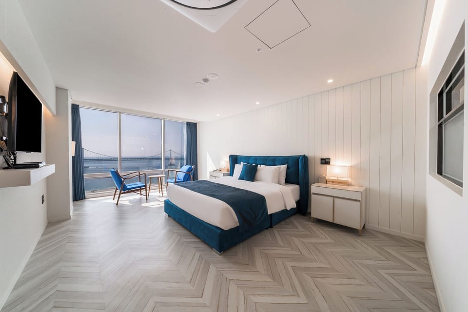 Signature Ocean Double Room | Premium bedding, desk, iron/ironing board (on request)