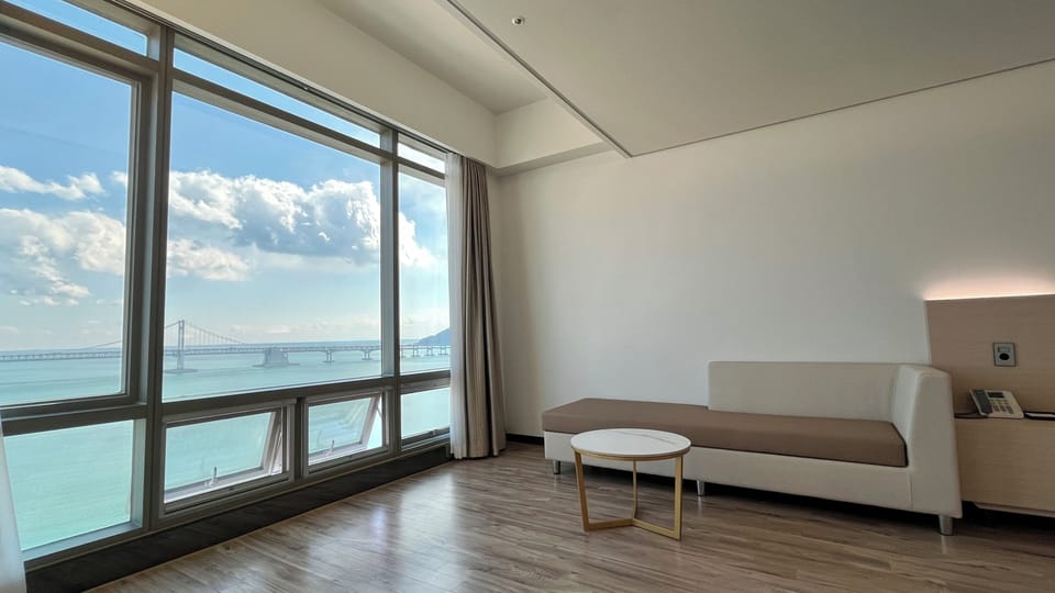 Premium Ocean Double Room | Premium bedding, desk, iron/ironing board (on request)