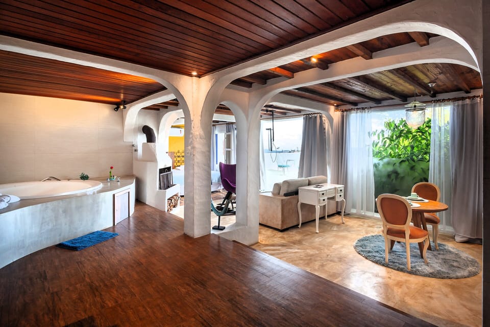 Loft Ilhas Gregas | Premium bedding, pillowtop beds, minibar, individually decorated