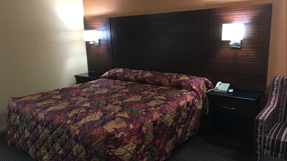 Iron/ironing board, rollaway beds (surcharge), WiFi (free)