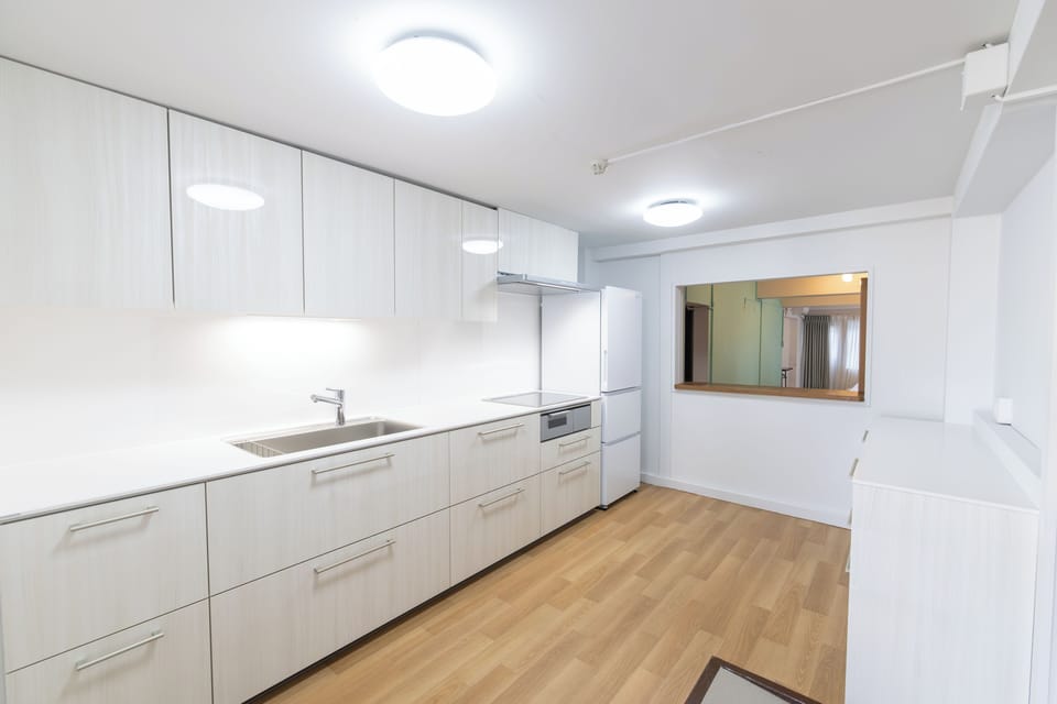 Luxury Villa | Private kitchen | Fridge, microwave, stovetop, electric kettle