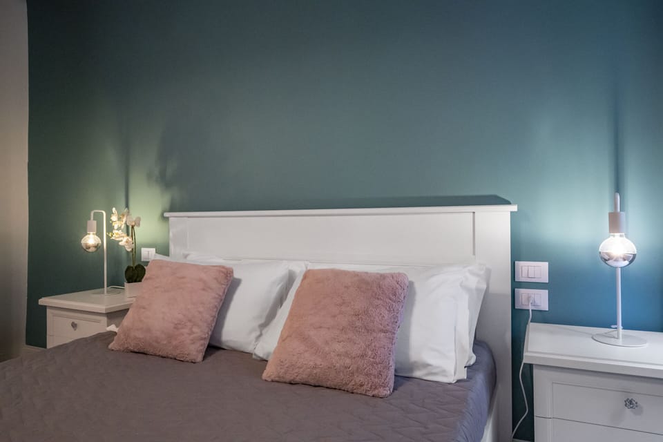Apartment, 2 Bedrooms | Iron/ironing board, cribs (surcharge), WiFi (free), bed sheets