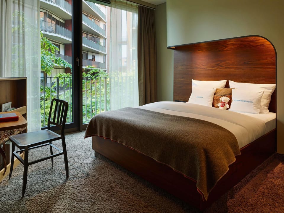 Medium Plus | Premium bedding, down comforters, free minibar, in-room safe