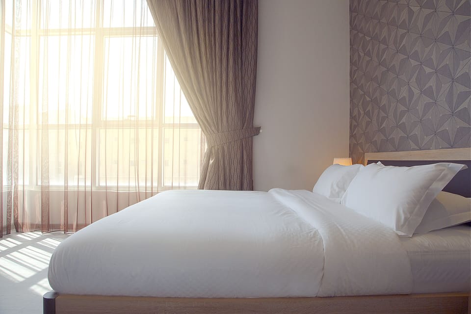 In-room safe, soundproofing, iron/ironing board, free WiFi