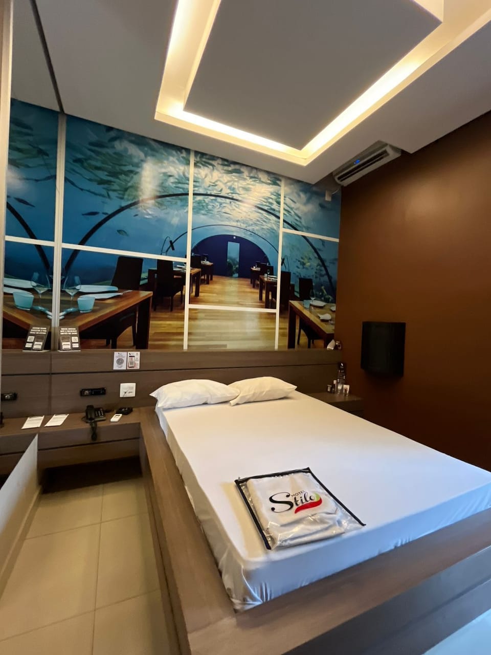 Economy Double Room | Minibar, individually decorated, desk, free WiFi
