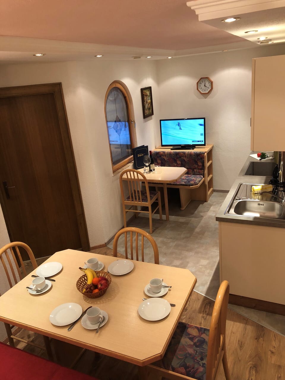 Apartment, 2 Schlafzimmer | In-room dining