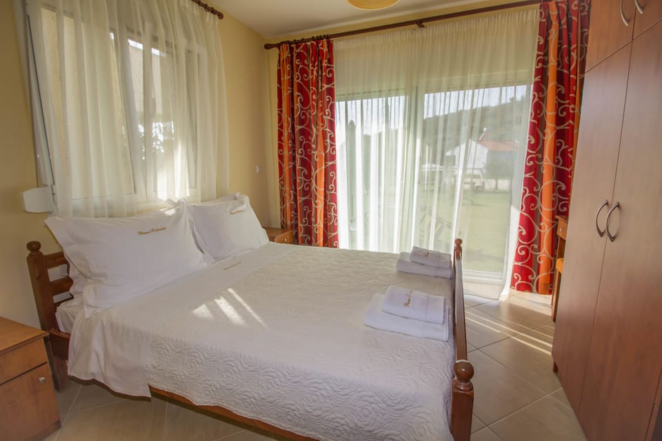 Egyptian cotton sheets, premium bedding, down comforters