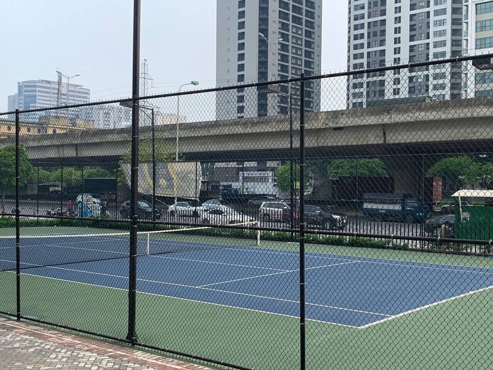 Tennis court