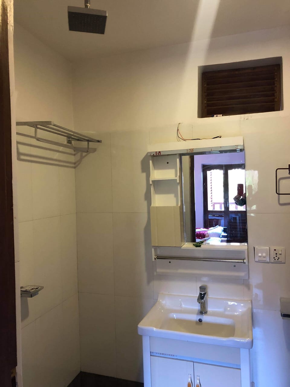 City Twin Room | Desk, laptop workspace, soundproofing, free WiFi