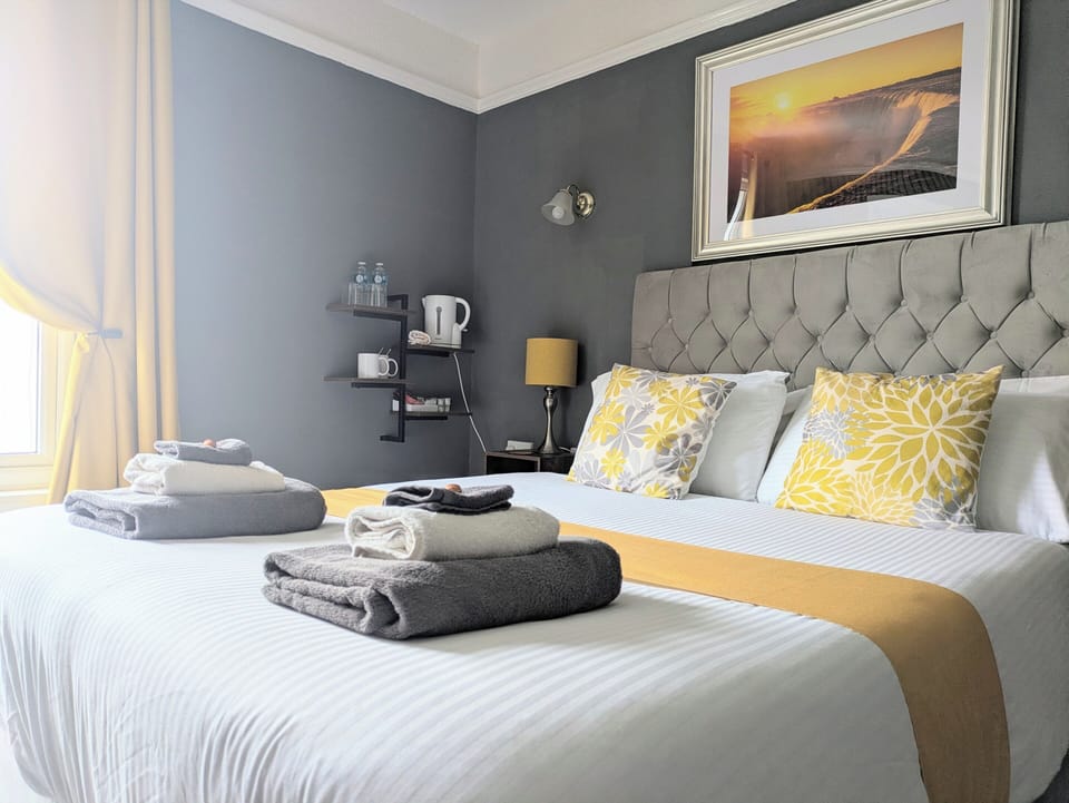 Classic Room (2) | Free WiFi, bed sheets