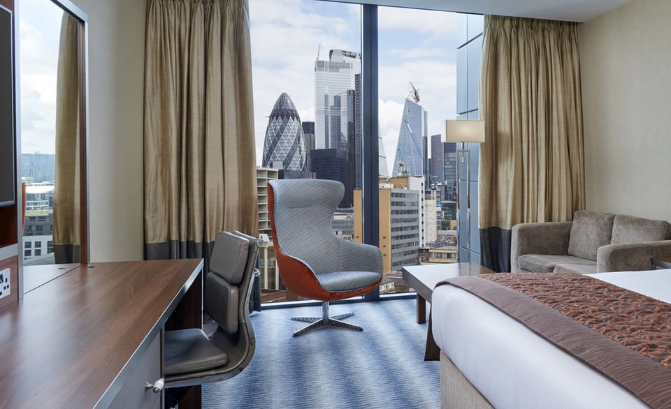 Executive Double Room | In-room safe, desk, laptop workspace, blackout drapes