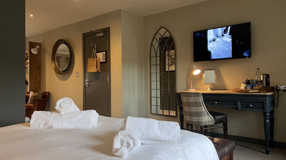 Deluxe Double or Twin Room, Ensuite